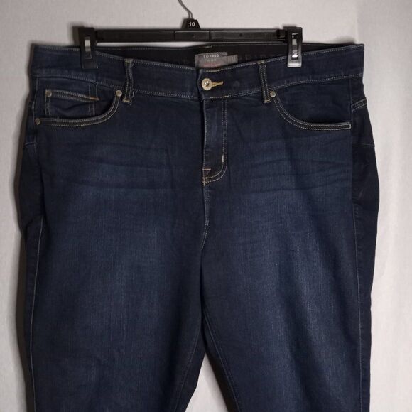 Torrid Bombshell Premium Stretch Women's Skinny Dark Wash Denim Jeans Size 22T - Picture 4 of 8